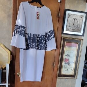 Chic White Dress with Black Geometric Accents Sz M